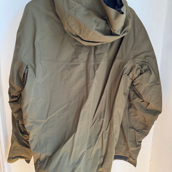 Arc'Teryx Fission SV GORETEX Hooded Puffer Jacket - Picture 2 of 7